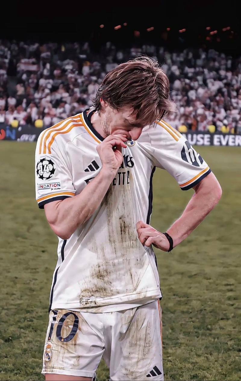 劳塔罗：我每天都为这件球衣付出很多，我为自己感到自豪