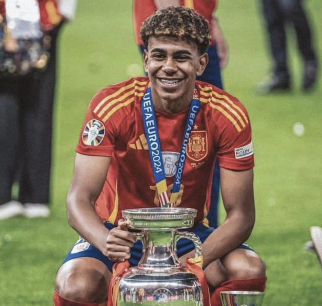 西媒：阿隆索未收到最后通牒，但老佛爷表示必须立即做出改变